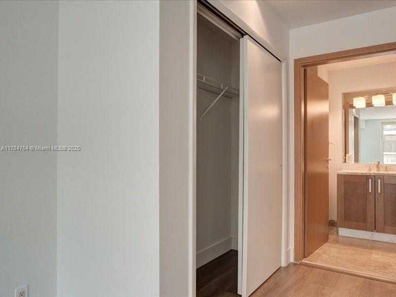 Small Image of 9499 COLLINS AVE #PH-03, Surfside Number 22