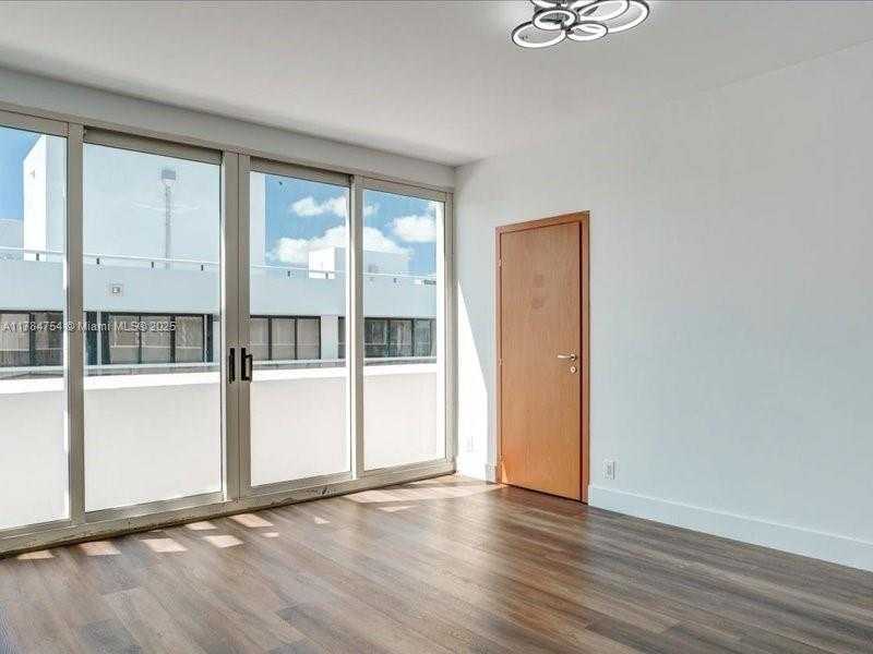 Small Image of 9499 COLLINS AVE #PH-03, Surfside Number 34