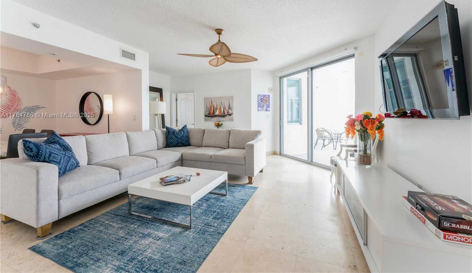 Small Image of 110 WASHINGTON AVE #1714, Miami Beach Number 2