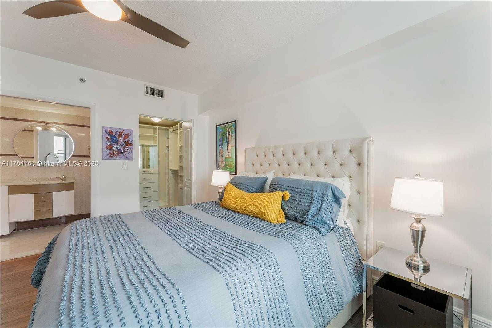 Small Image of 110 WASHINGTON AVE #1714, Miami Beach Number 7
