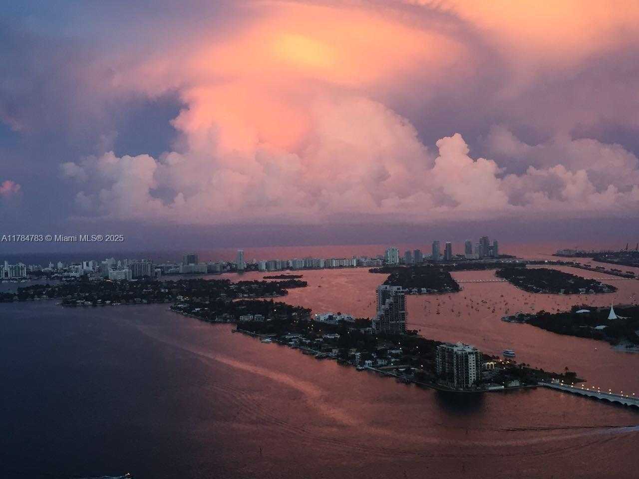 Small Image of 1900 NORTH BAYSHORE DR #5003, Miami Number 24