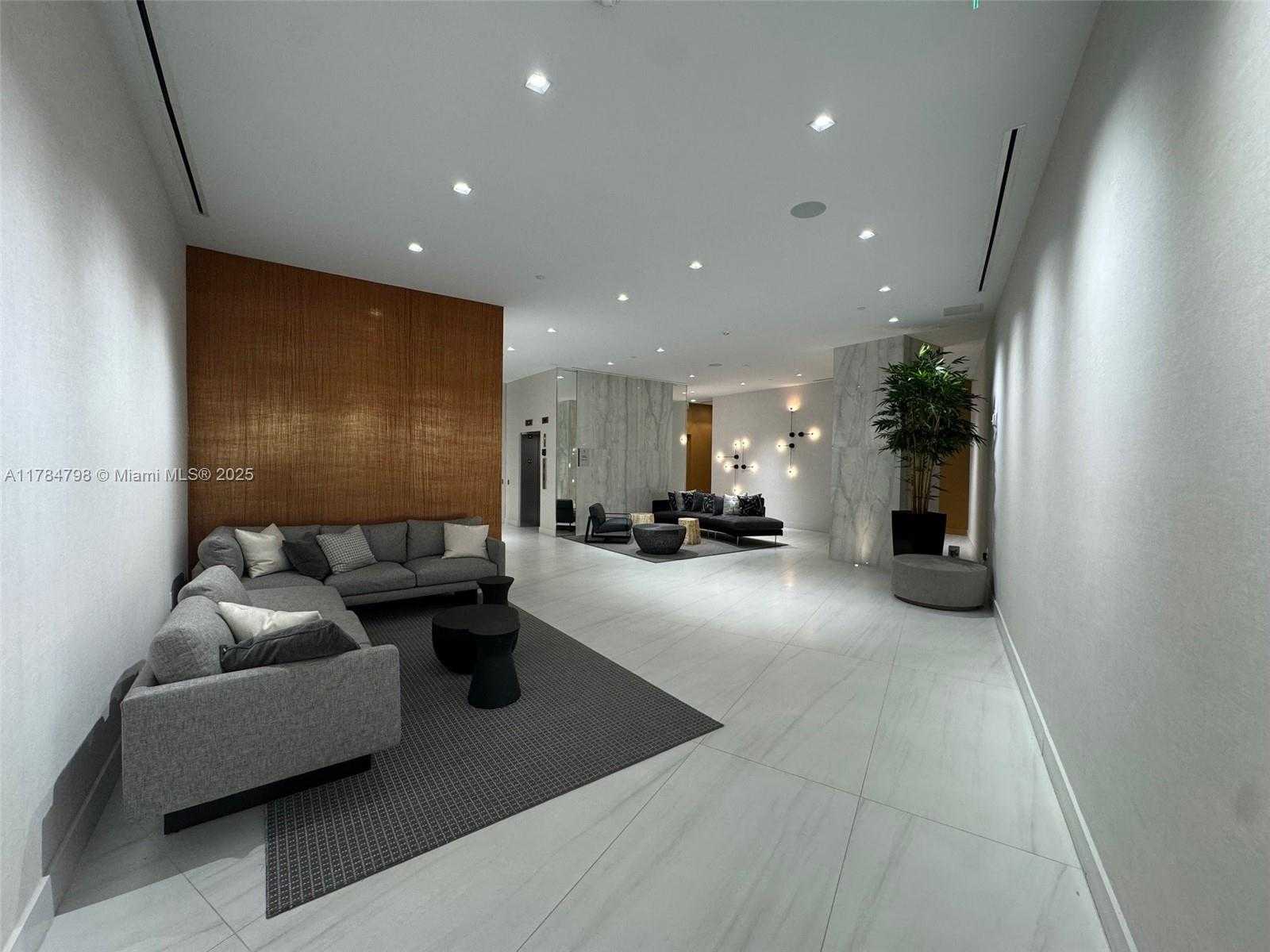 Small Image of 17550 COLLINS AVE #1005, Sunny Isles Beach Number 1