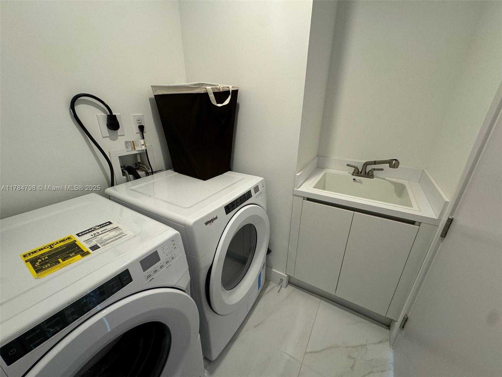 Small Image of 17550 COLLINS AVE #1005, Sunny Isles Beach Number 16