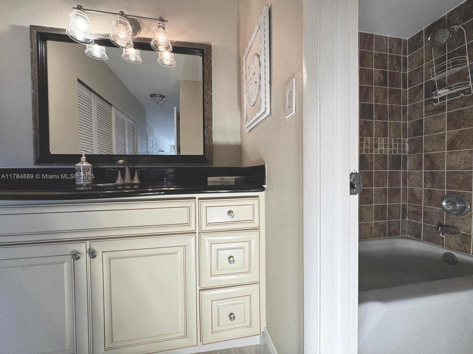 Small Image of 3800 SOUTH OCEAN DR #1119, Hollywood Number 36
