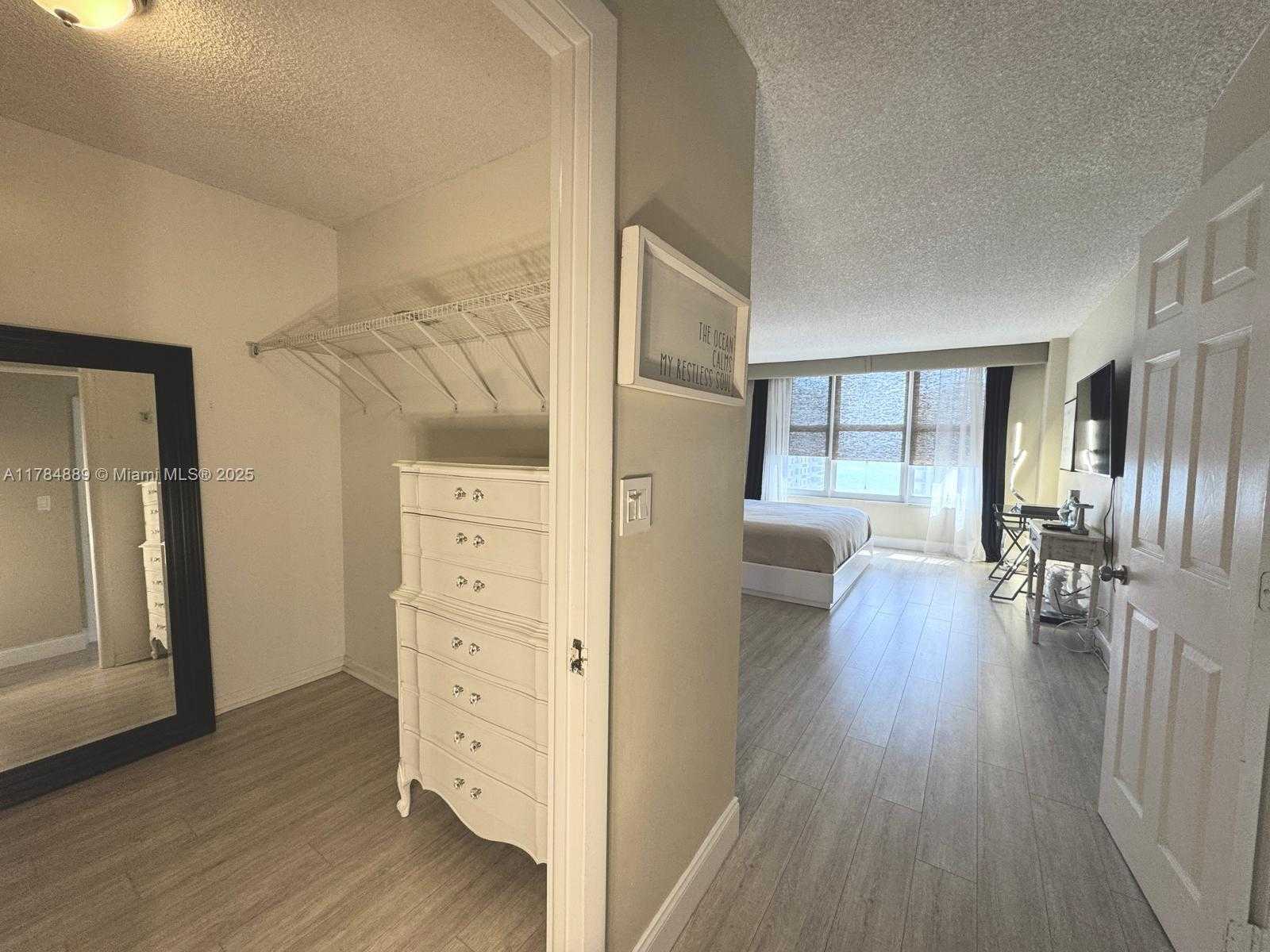 Small Image of 3800 SOUTH OCEAN DR #1119, Hollywood Number 38