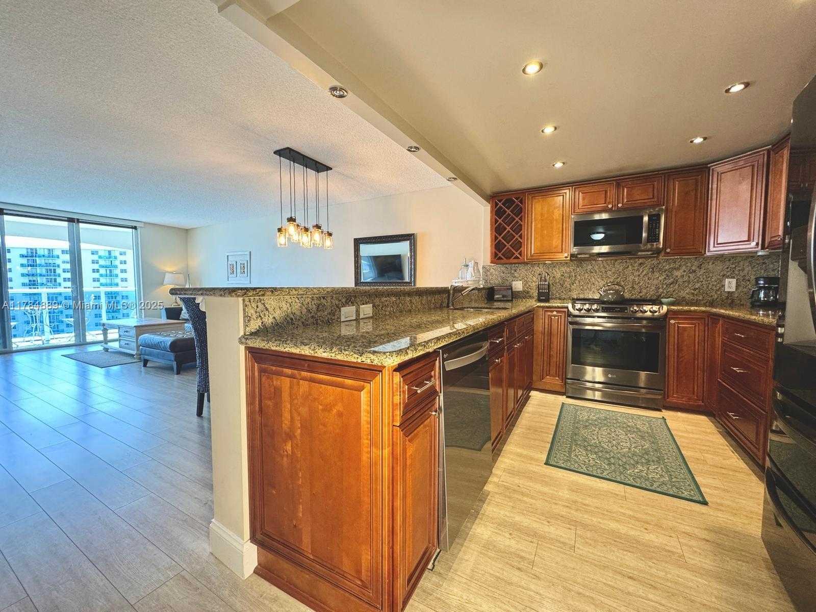 Small Image of 3800 SOUTH OCEAN DR #1119, Hollywood Number 39