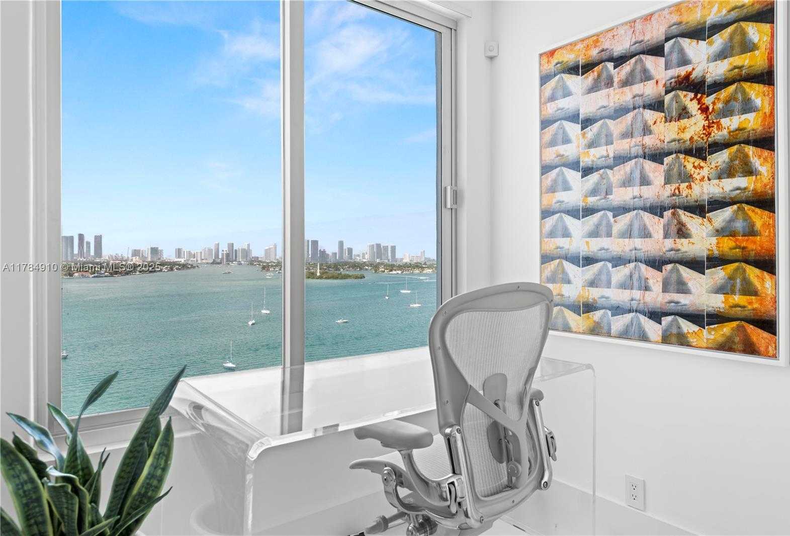 Small Image of 1000 WEST AVE #1524, Miami Beach Number 11