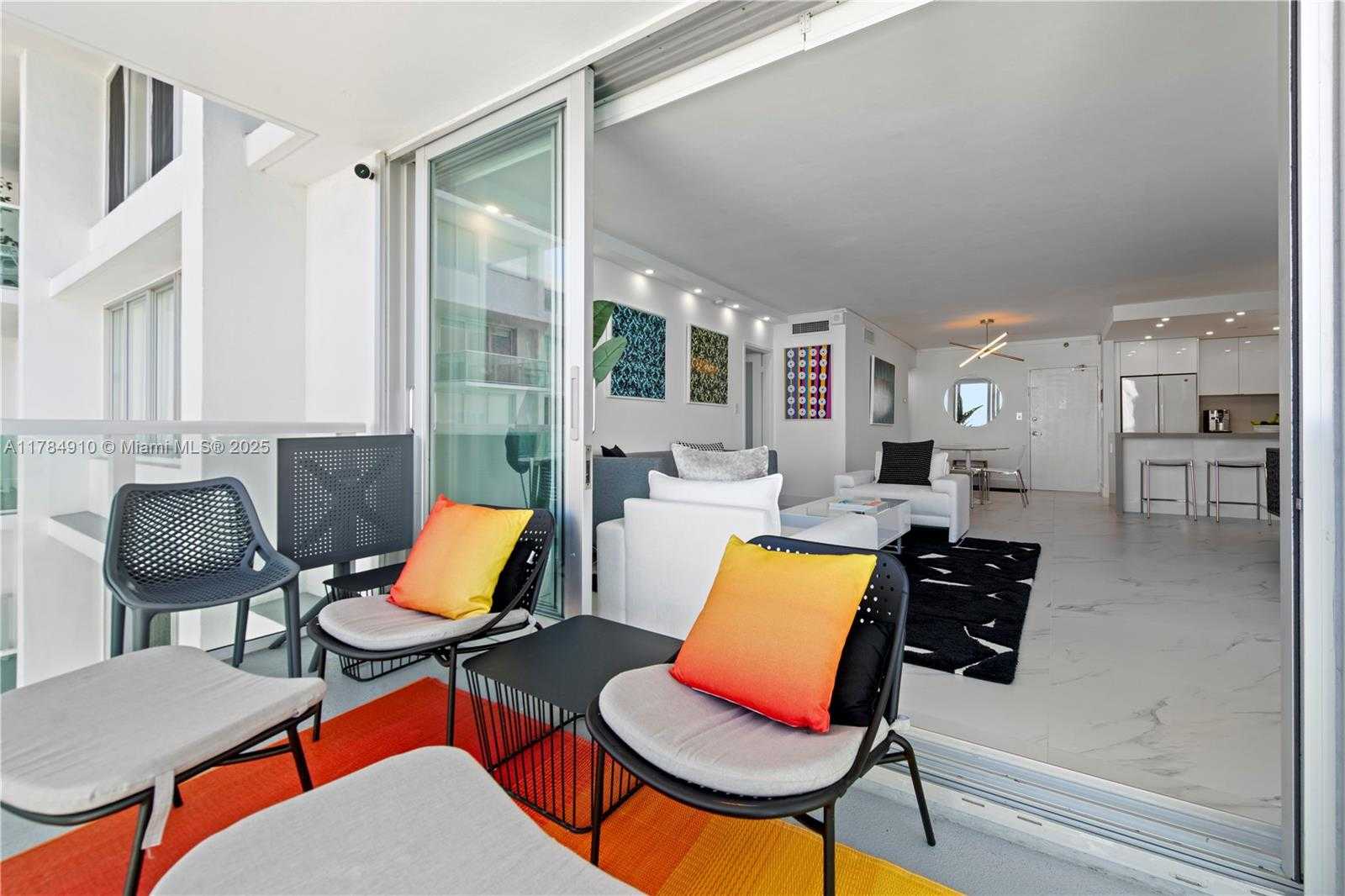 Small Image of 1000 WEST AVE #1524, Miami Beach Number 15