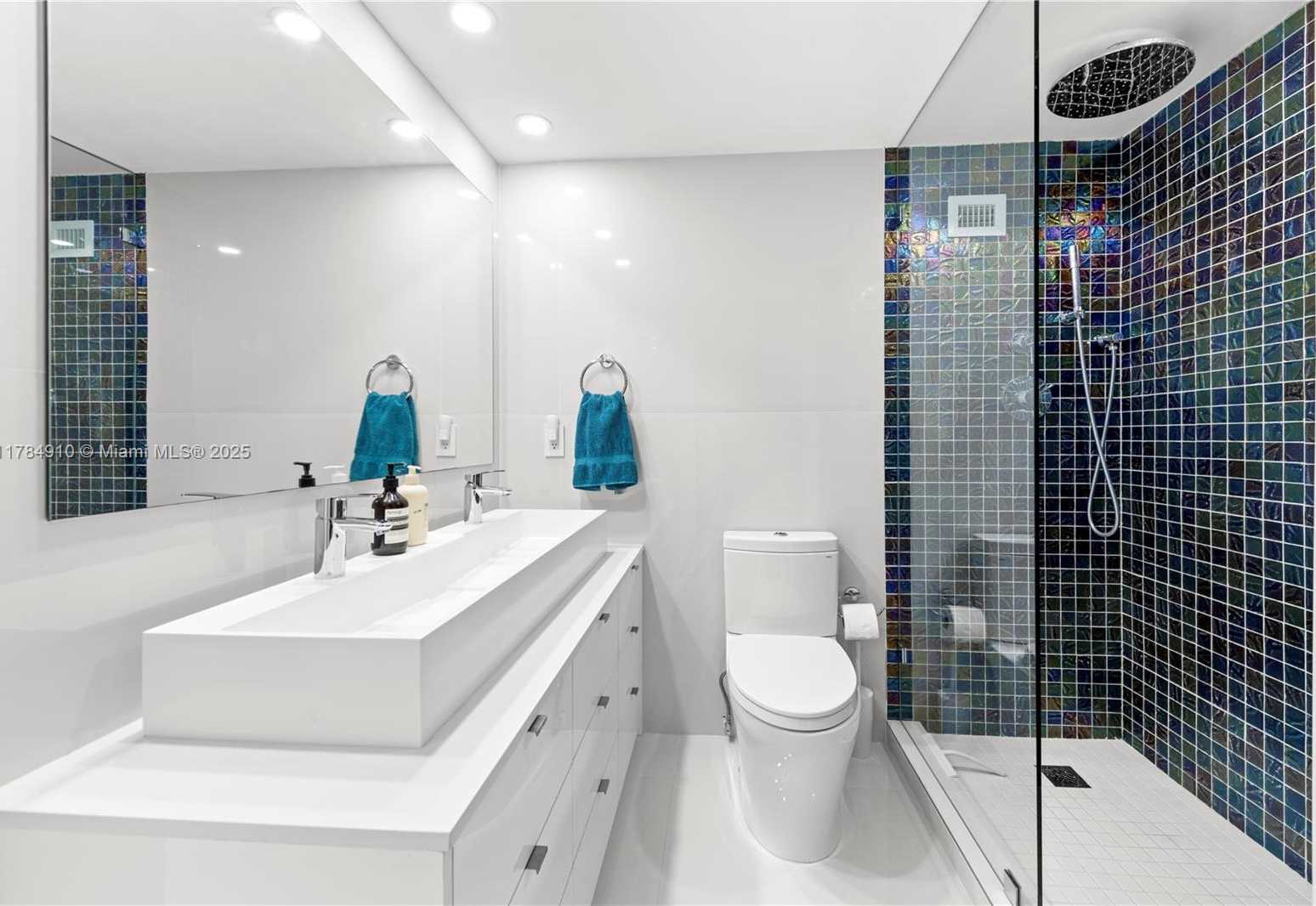 Small Image of 1000 WEST AVE #1524, Miami Beach Number 23