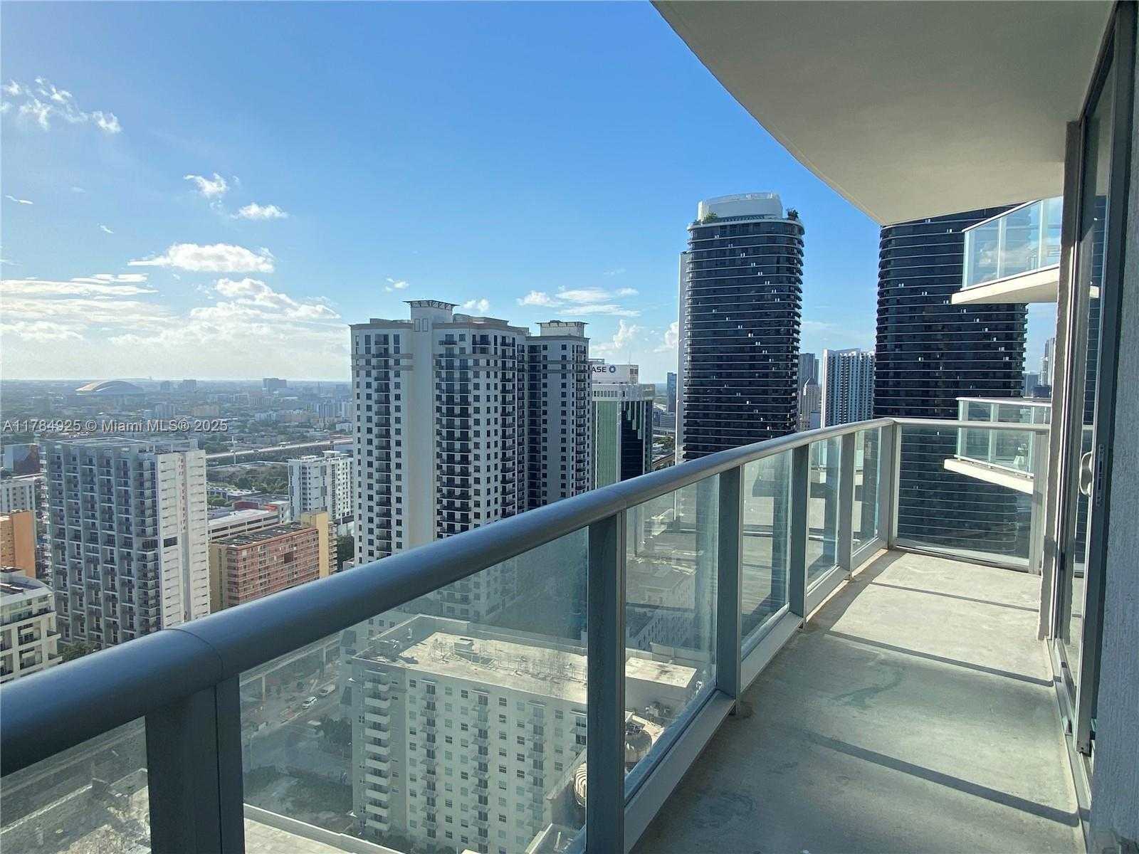 Small Image of 1100 SOUTH MIAMI AVE #3106, Miami Number 4