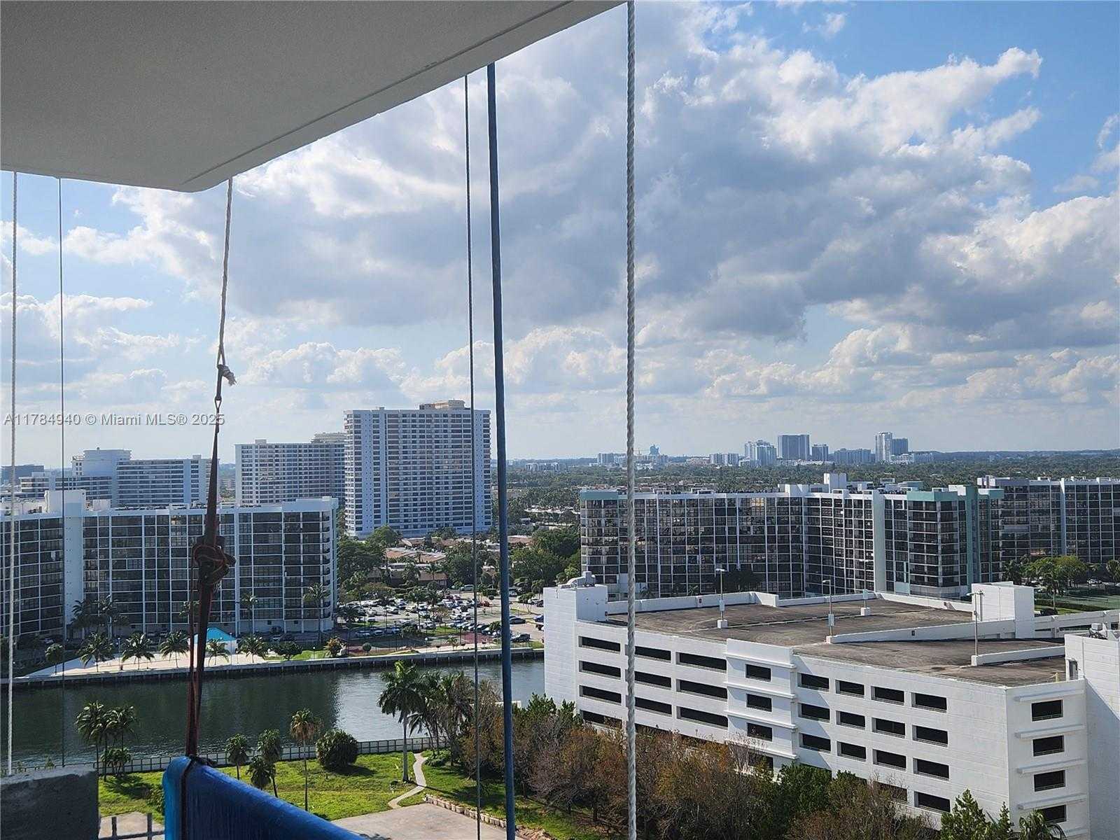 Small Image of 3725 SOUTH OCEAN DR #1623, Hollywood Number 14