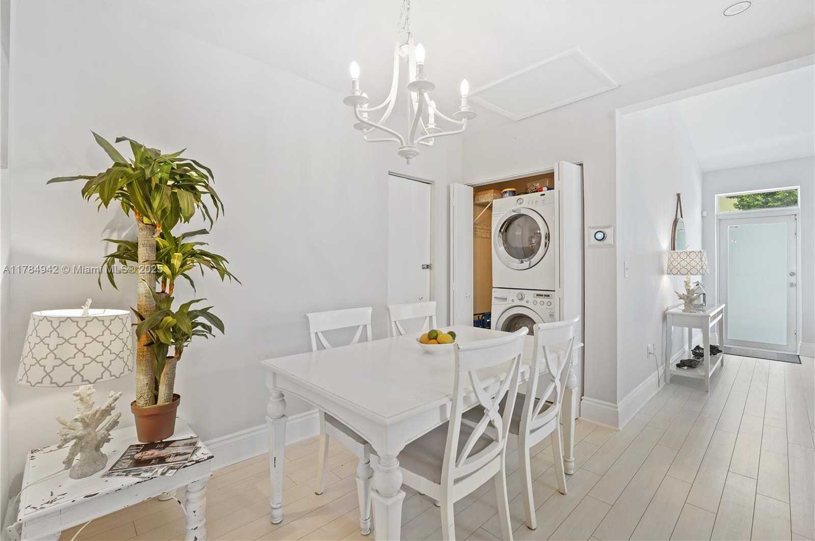 Small Image of 826 7TH ST #6, Miami Beach Number 6
