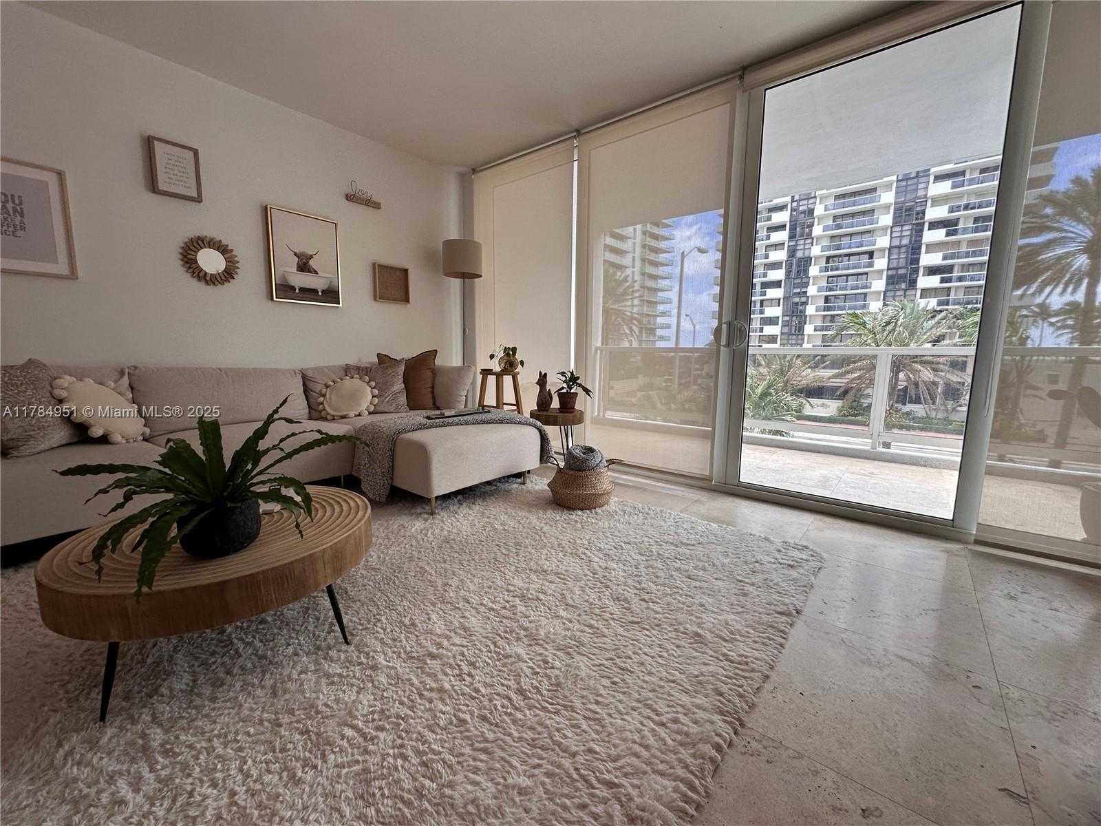 Small Image of 5700 COLLINS AVE #3N, Miami Beach Number 4