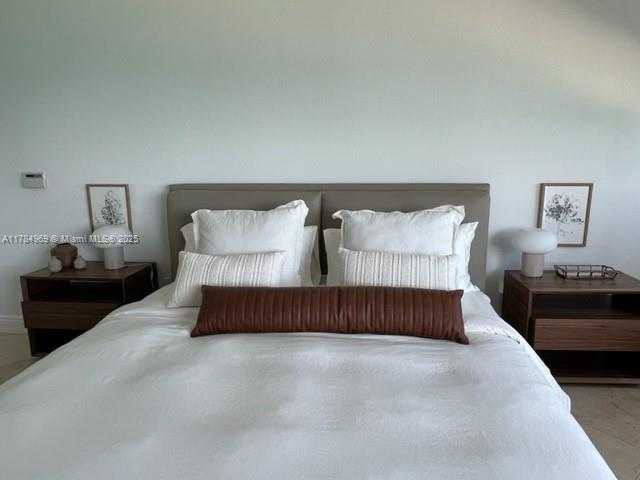 Small Image of 17875 COLLINS AVE #1705, Sunny Isles Beach Number 10