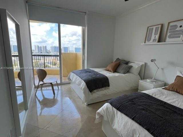 Small Image of 17875 COLLINS AVE #1705, Sunny Isles Beach Number 7