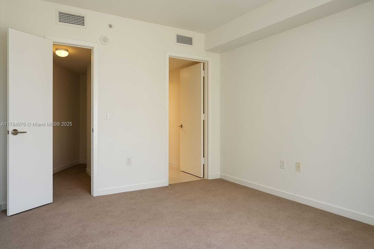 Small Image of 31 SOUTH EAST 6TH ST #1002, Miami Number 13