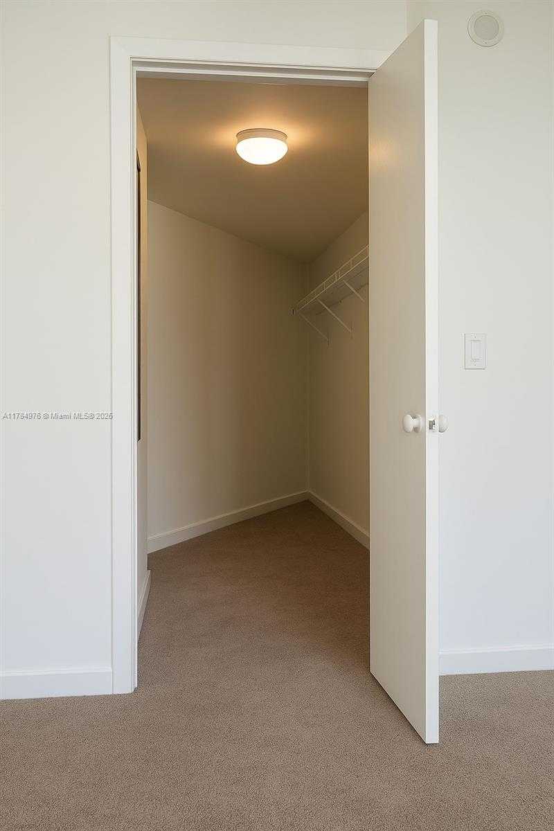 Small Image of 31 SOUTH EAST 6TH ST #1002, Miami Number 14