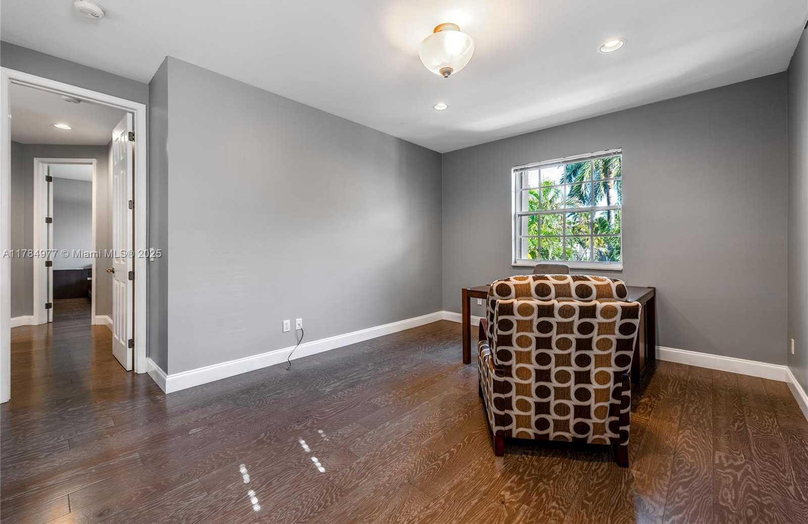 Small Image of 4011 194TH TRL, Sunny Isles Beach Number 12