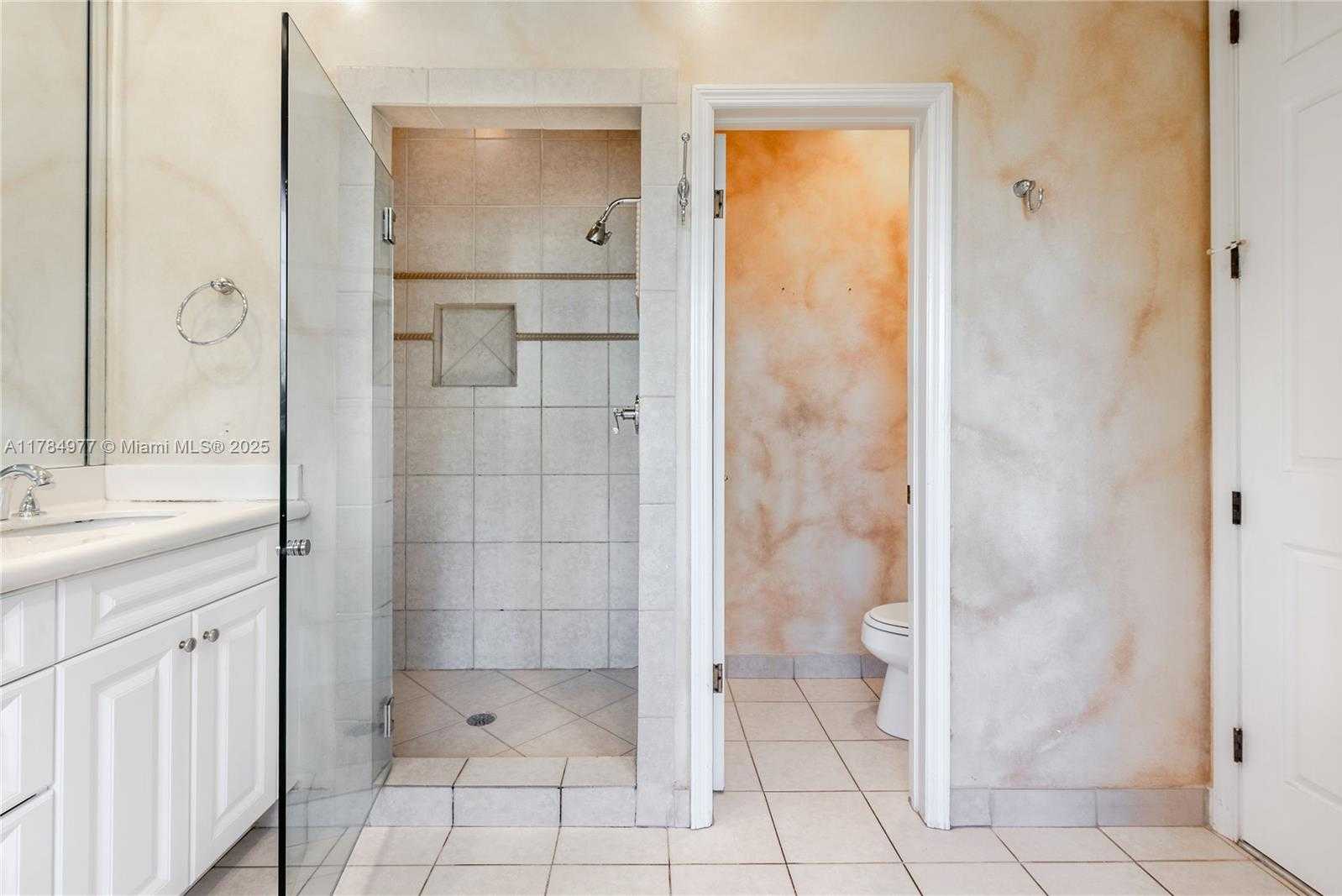 Small Image of 4011 194TH TRL, Sunny Isles Beach Number 19
