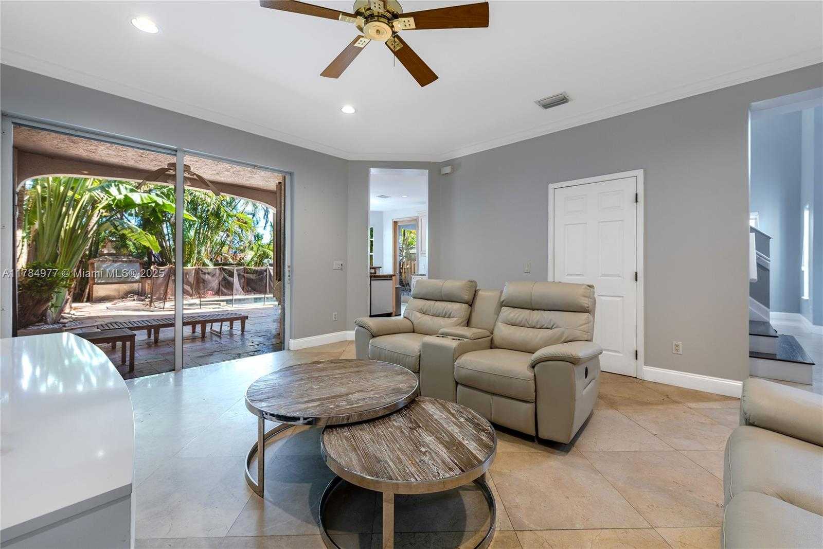 Small Image of 4011 194TH TRL, Sunny Isles Beach Number 9