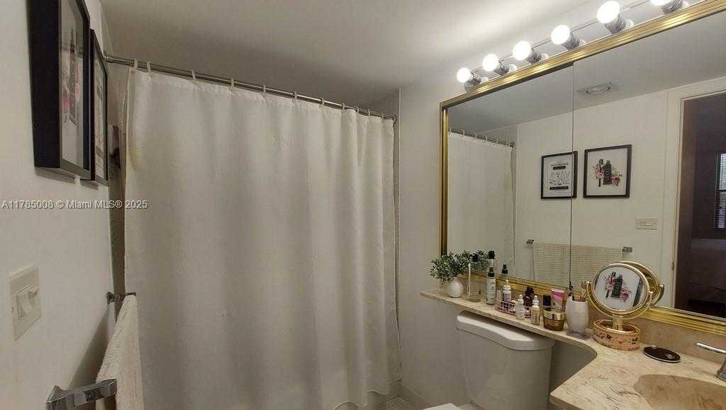 Small Image of 14211 NORTH KENDALL DR #212E, Miami Number 14