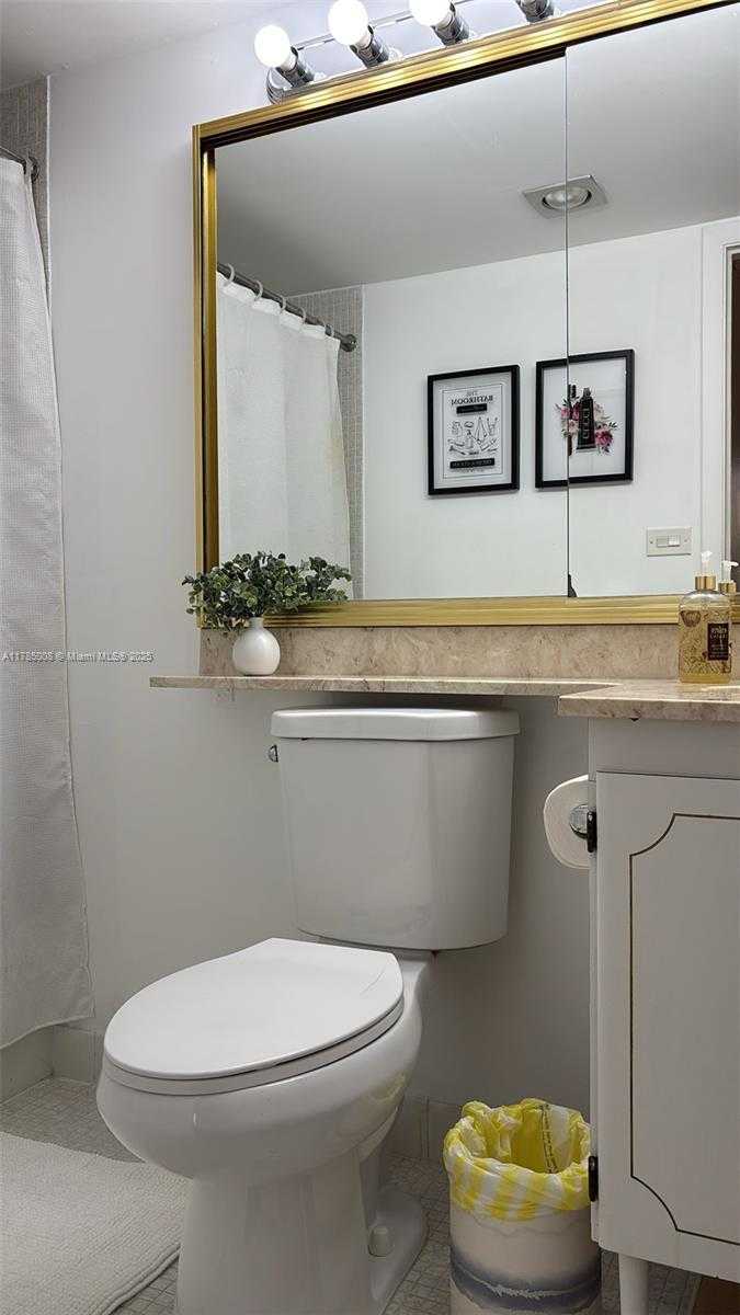 Small Image of 14211 NORTH KENDALL DR #212E, Miami Number 16