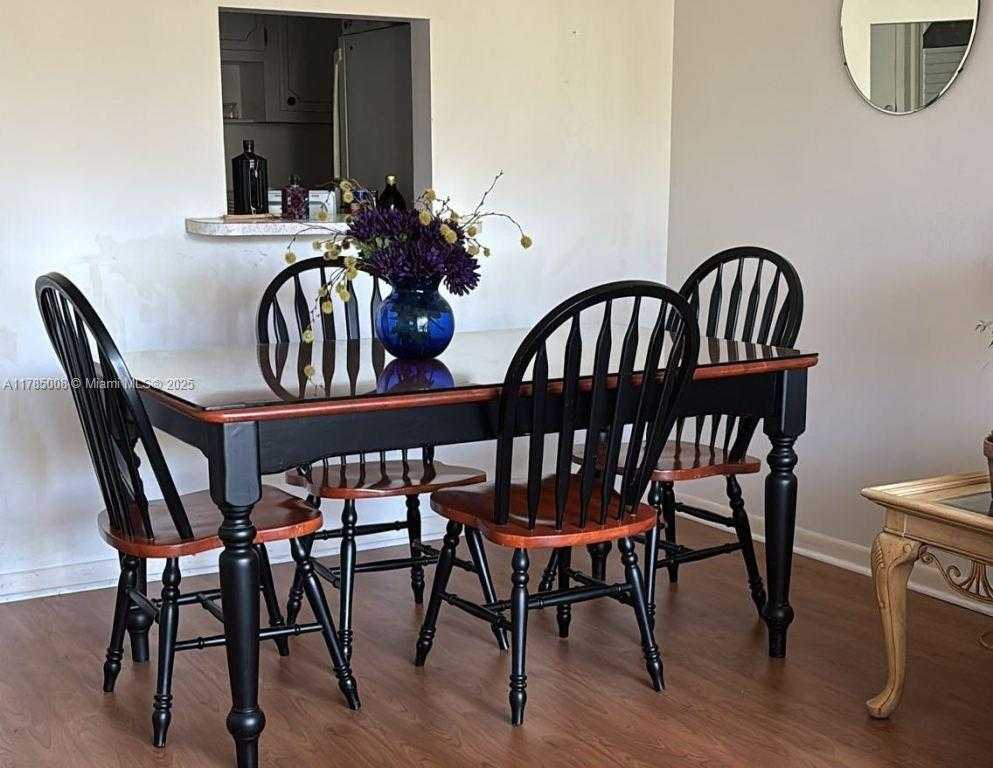 Small Image of 14211 NORTH KENDALL DR #212E, Miami Number 4