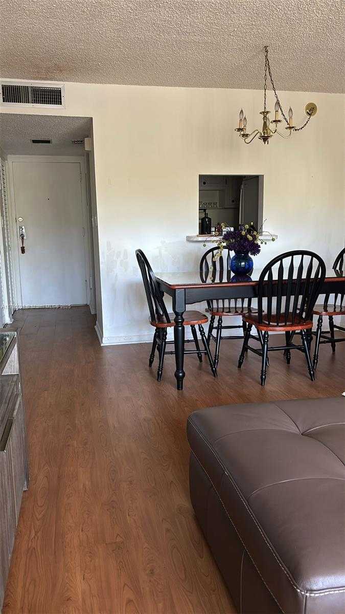 Small Image of 14211 NORTH KENDALL DR #212E, Miami Number 8