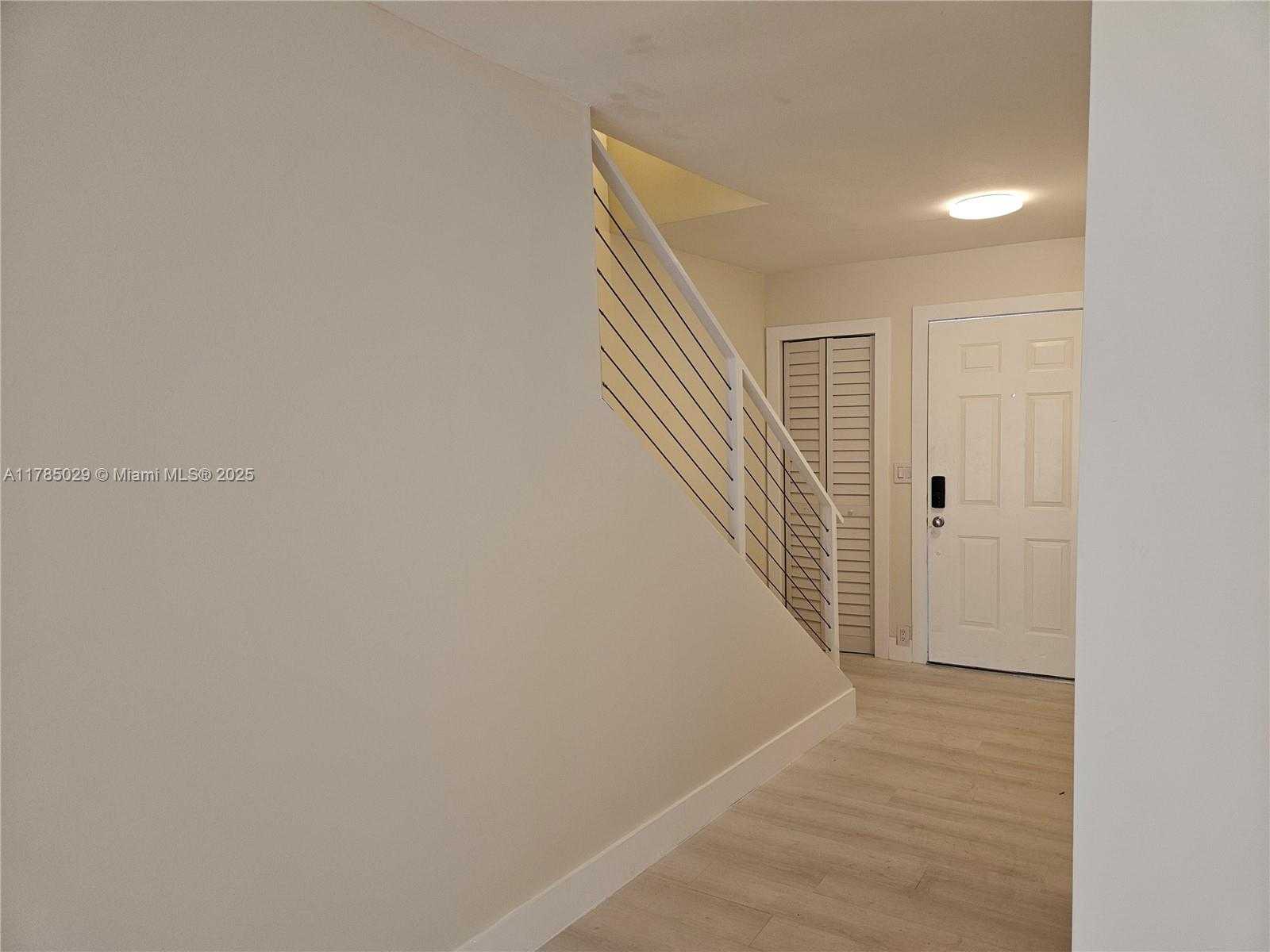 Small Image of 834 RAYMOND ST, Miami Beach Number 45