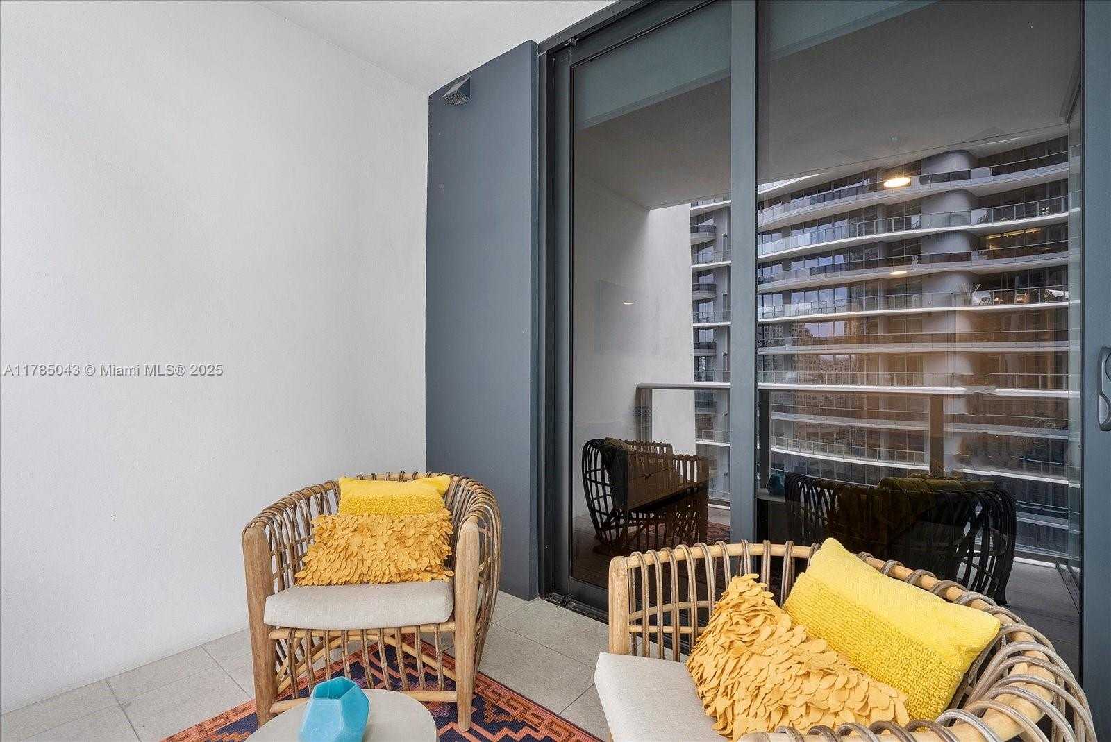 Small Image of 1010 BRICKELL AVE #2307, Miami Number 18