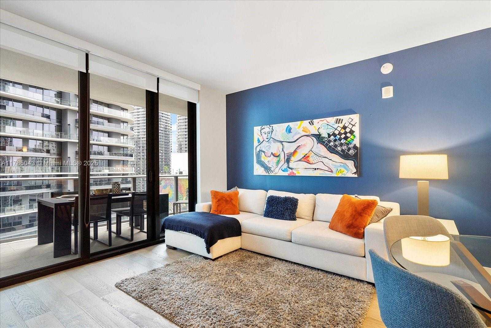 Small Image of 1010 BRICKELL AVE #2307, Miami Number 4