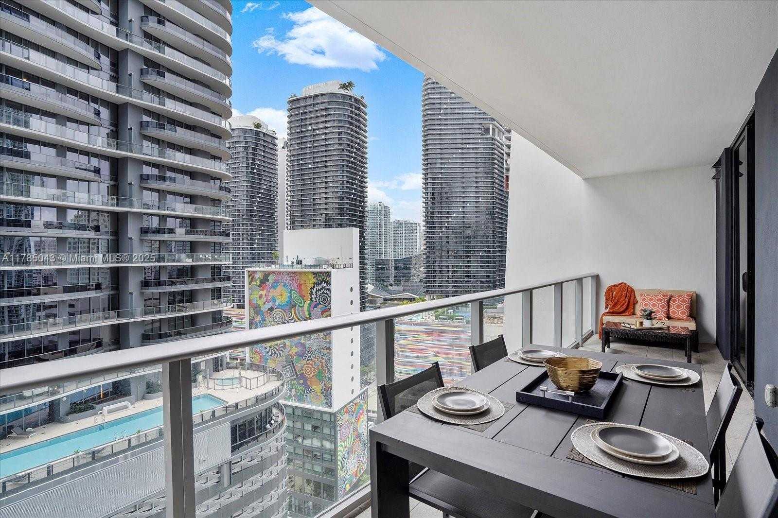 Small Image of 1010 BRICKELL AVE #2307, Miami Number 6