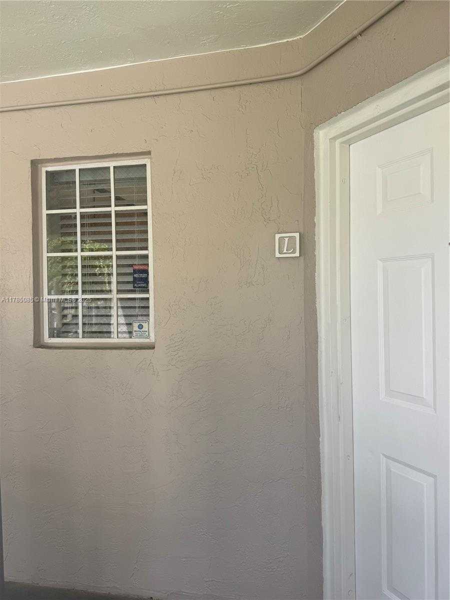 Small Image of 17440 NORTH WEST 67TH CT #L-15, Hialeah Number 8