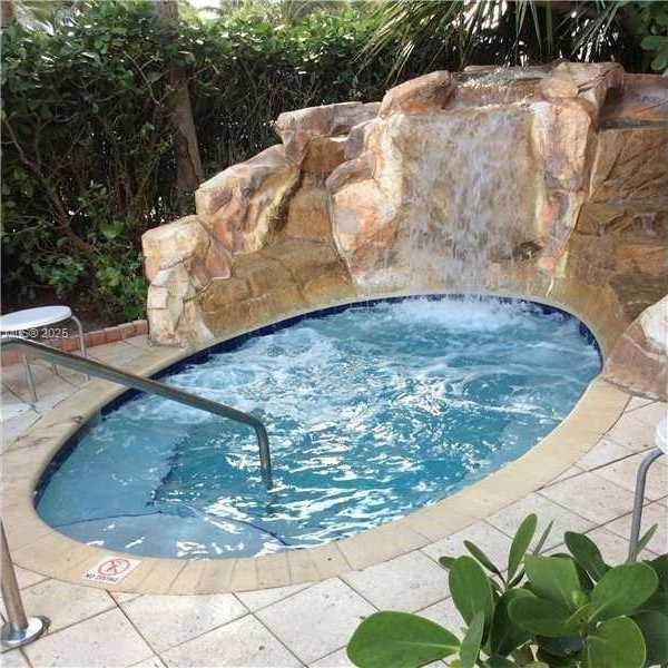 Small Image of 3001 SOUTH OCEAN DR #1009, Hollywood Number 25