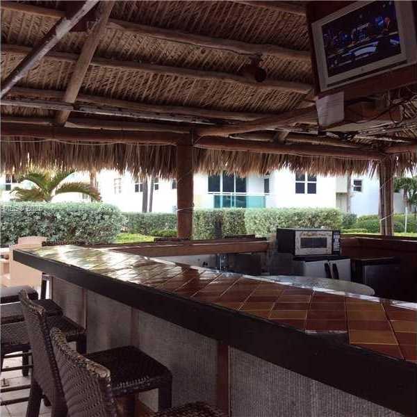 Small Image of 3001 SOUTH OCEAN DR #1009, Hollywood Number 32