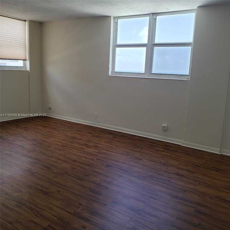 Small Image of 3001 SOUTH OCEAN DR #1009, Hollywood Number 8