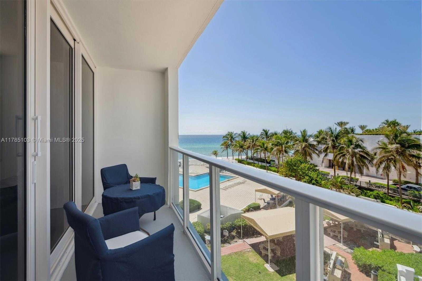 Small Image of 3505 SOUTH OCEAN DR #417, Hollywood Number 11
