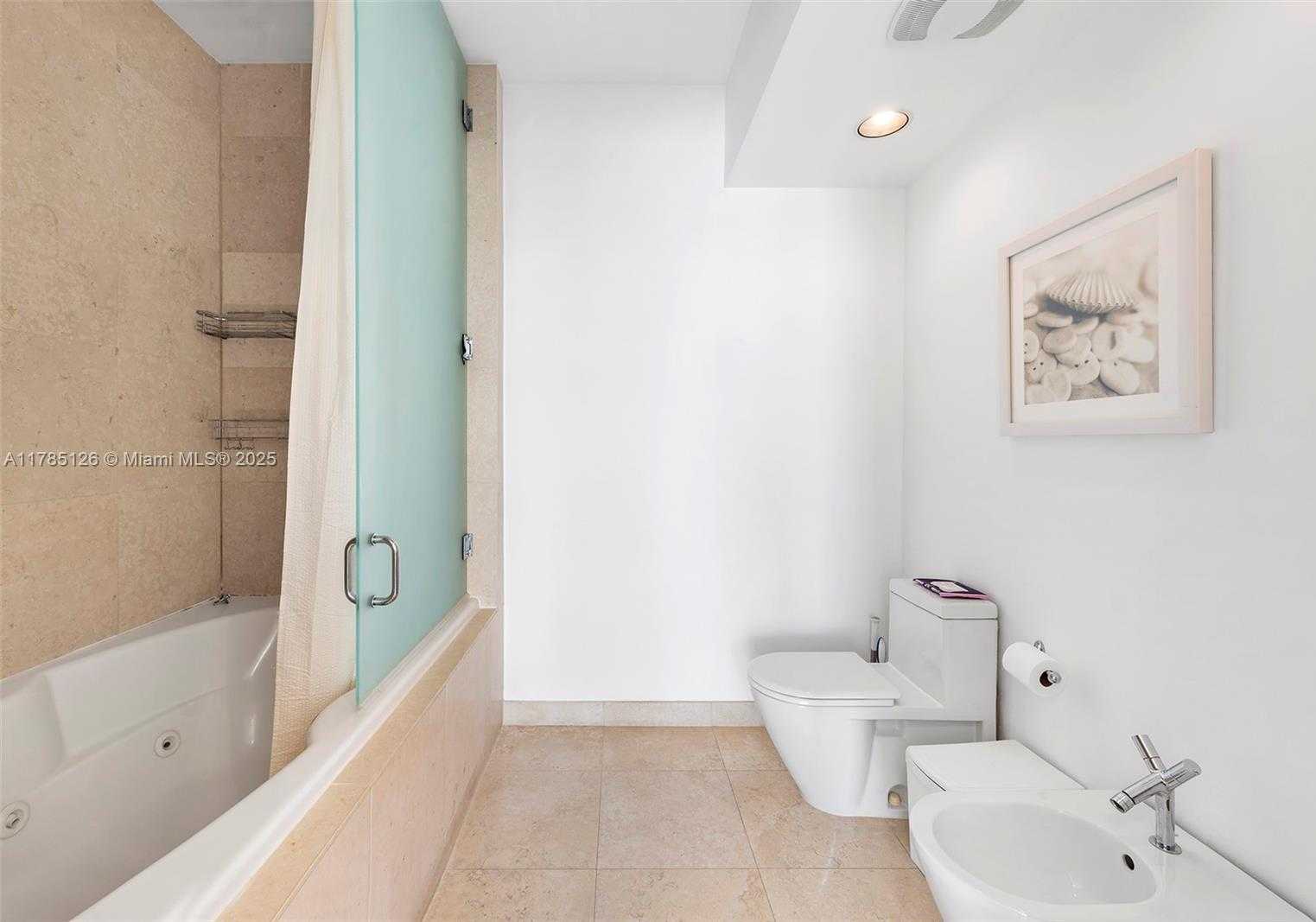 Small Image of 450 ALTON RD #1708, Miami Beach Number 13