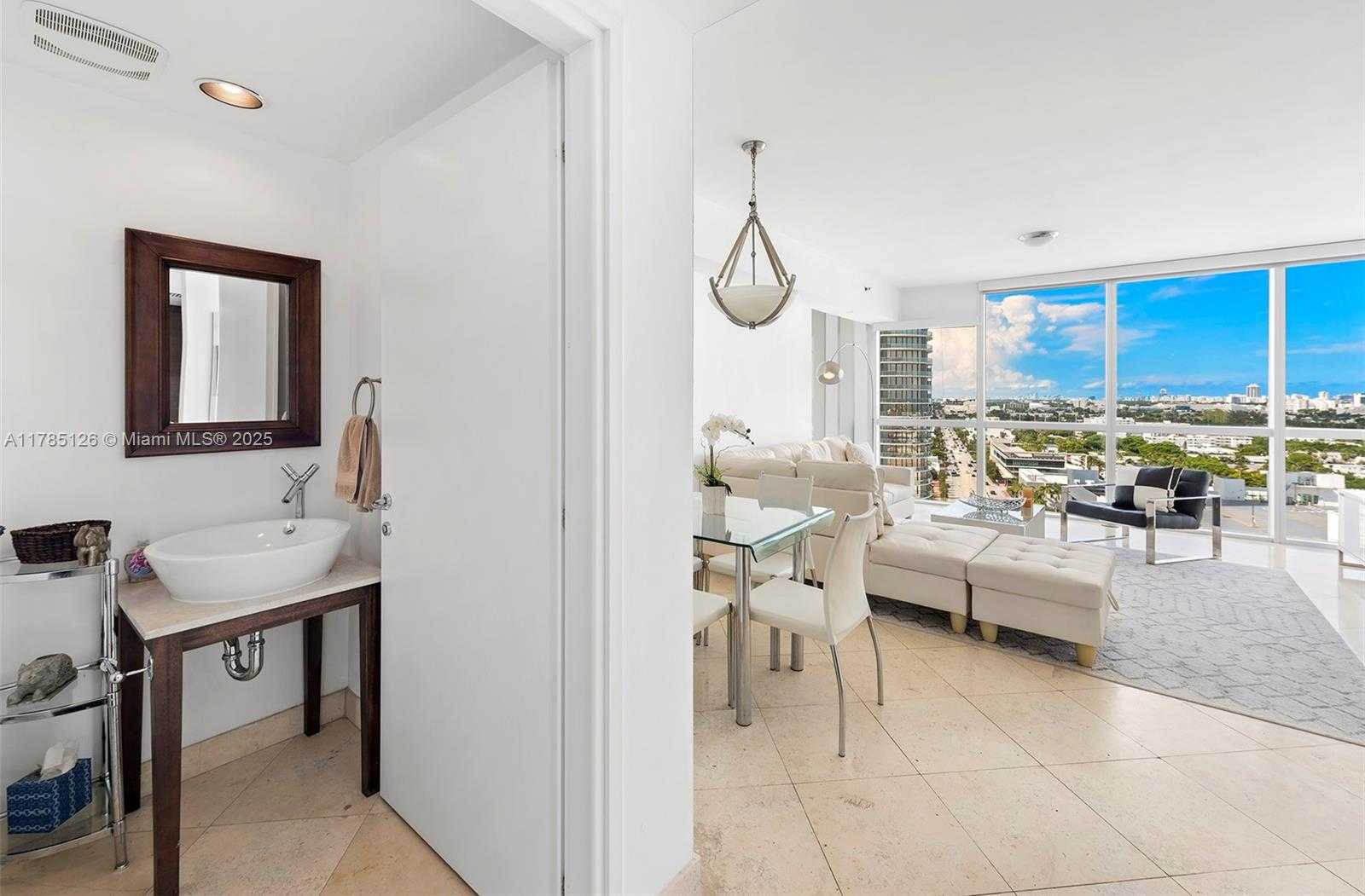 Small Image of 450 ALTON RD #1708, Miami Beach Number 16