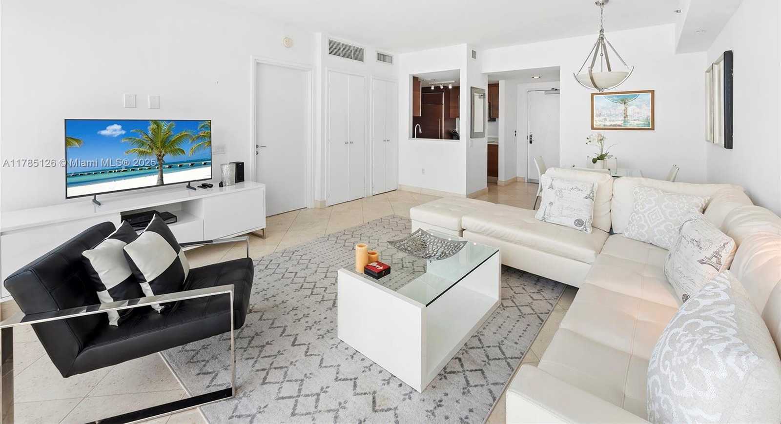 Small Image of 450 ALTON RD #1708, Miami Beach Number 6