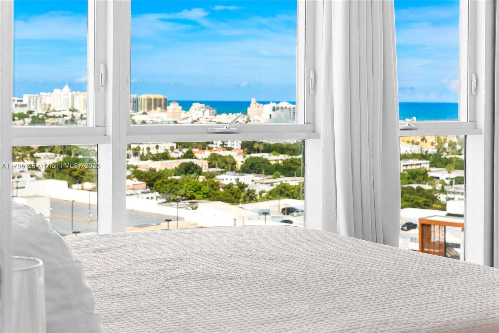 Small Image of 450 ALTON RD #1708, Miami Beach Number 9
