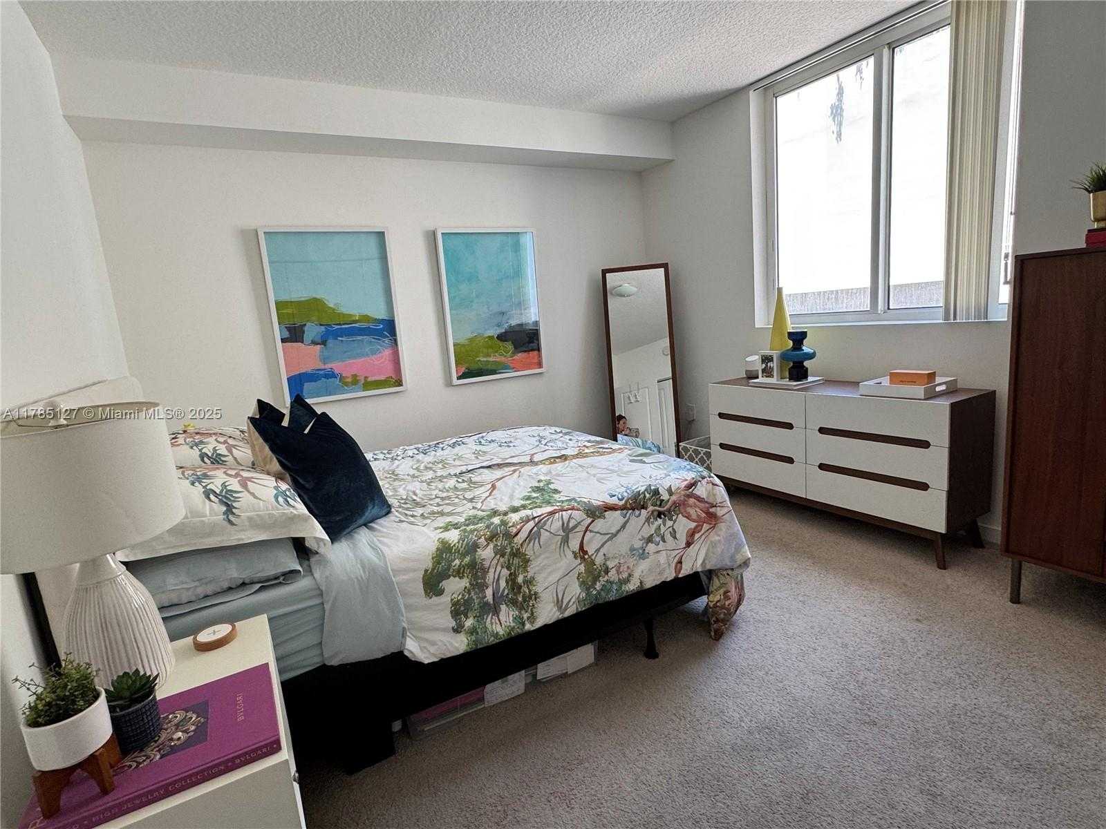 Small Image of 601 NORTH EAST 23RD ST #801, Miami Number 9