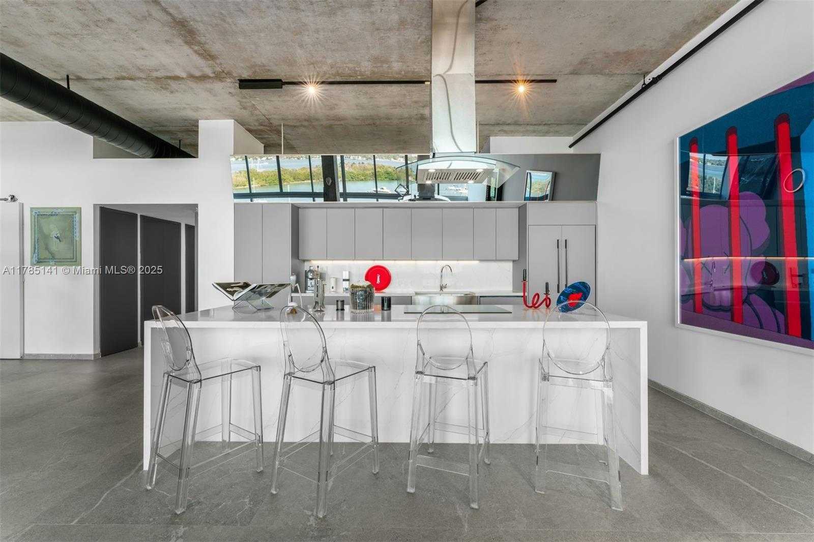 Small Image of 7934 WEST DR #703, North Bay Village Number 4