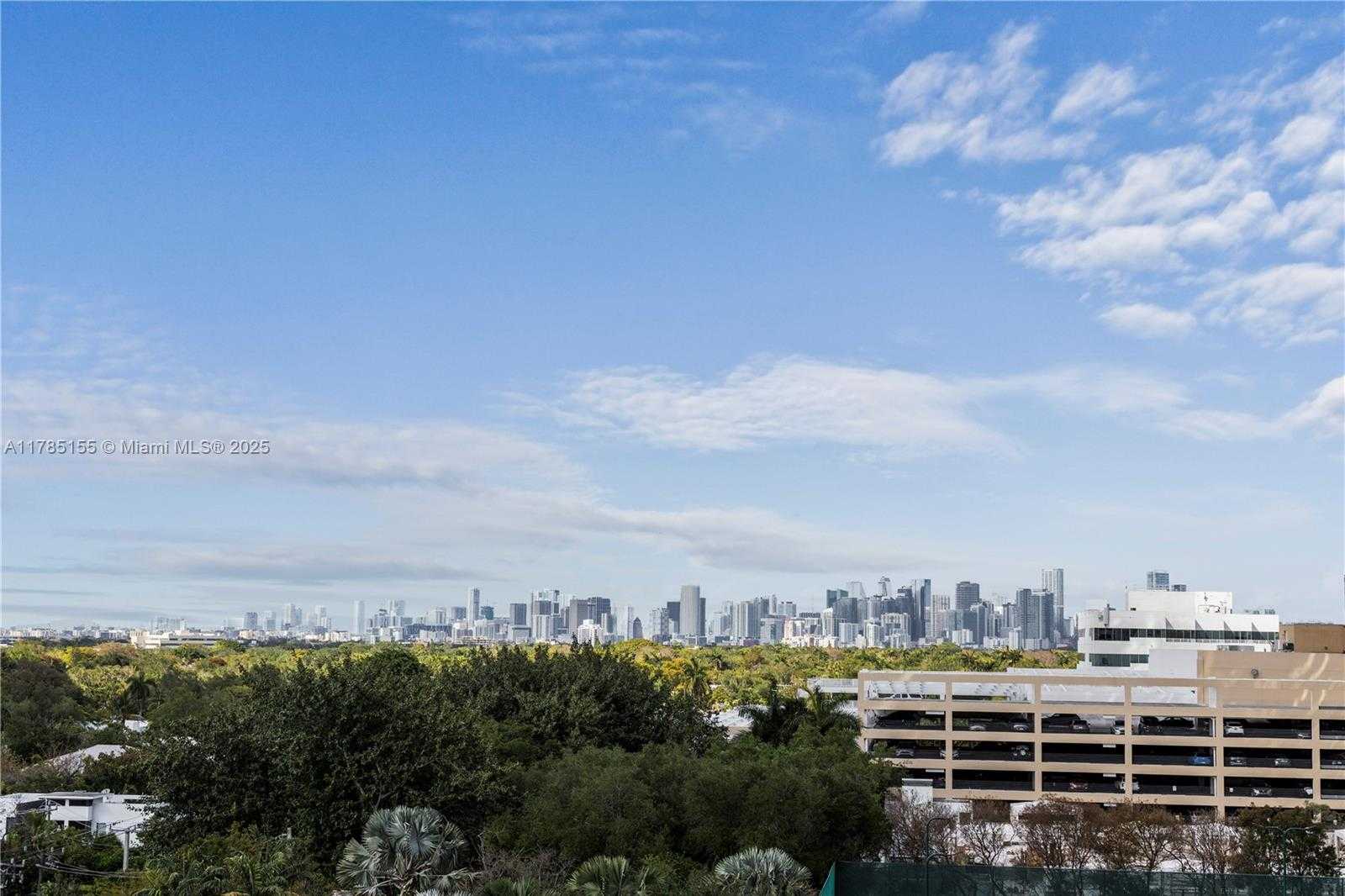 Imagen de Pequeño Objeto