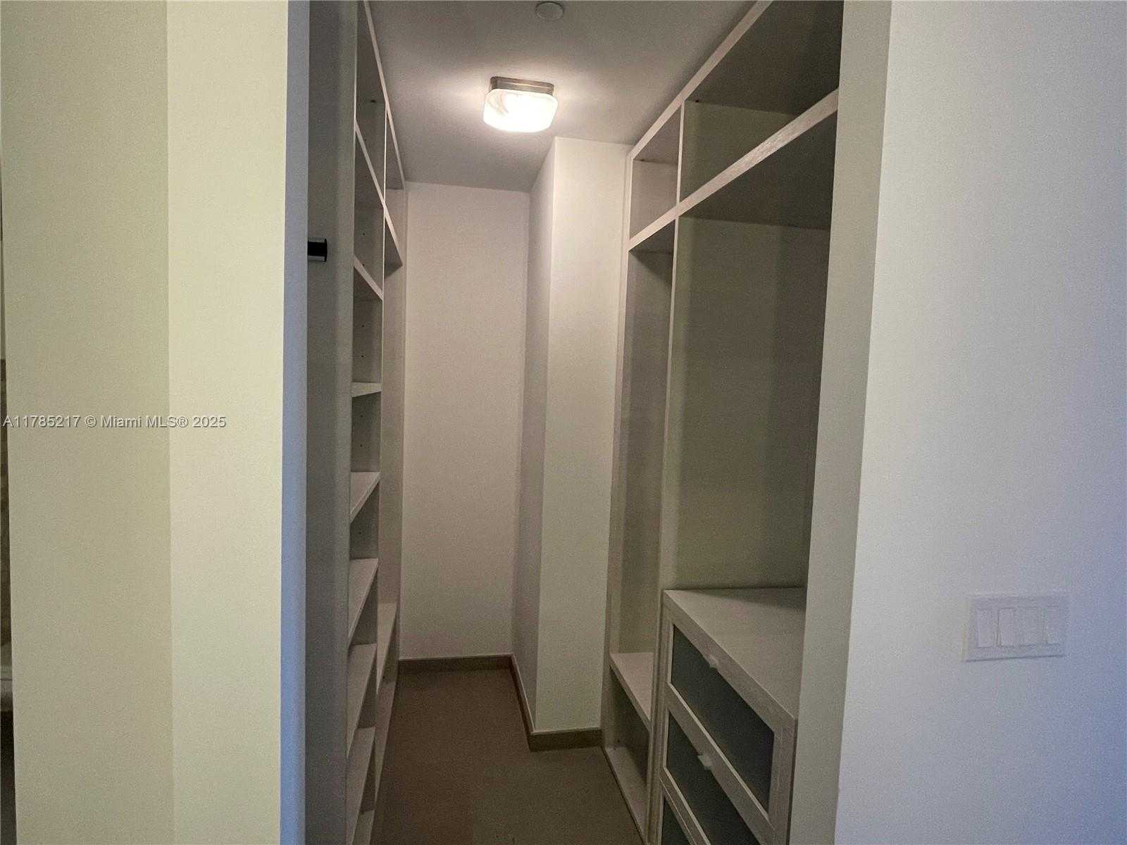 Small Image of 88 SOUTH WEST 7TH ST #1209, Miami Number 9