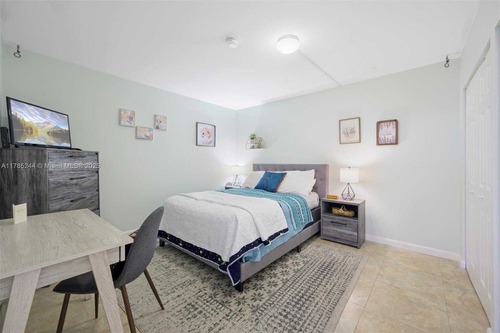 Small Image of 20515 EAST COUNTRY CLUB DR #348, Aventura Number 16