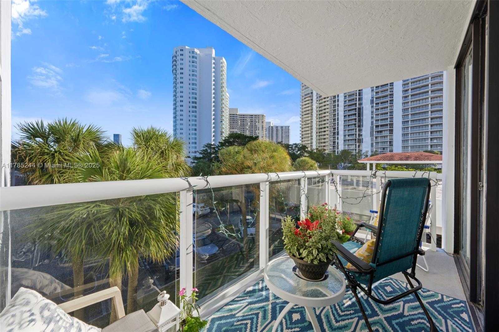 Small Image of 20515 EAST COUNTRY CLUB DR #348, Aventura Number 20