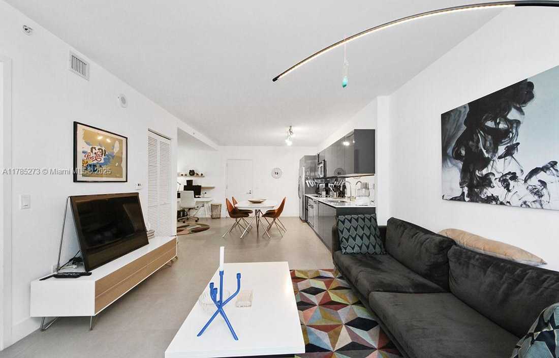 Small Image of 31 SOUTH EAST 6TH ST #1206, Miami Number 4