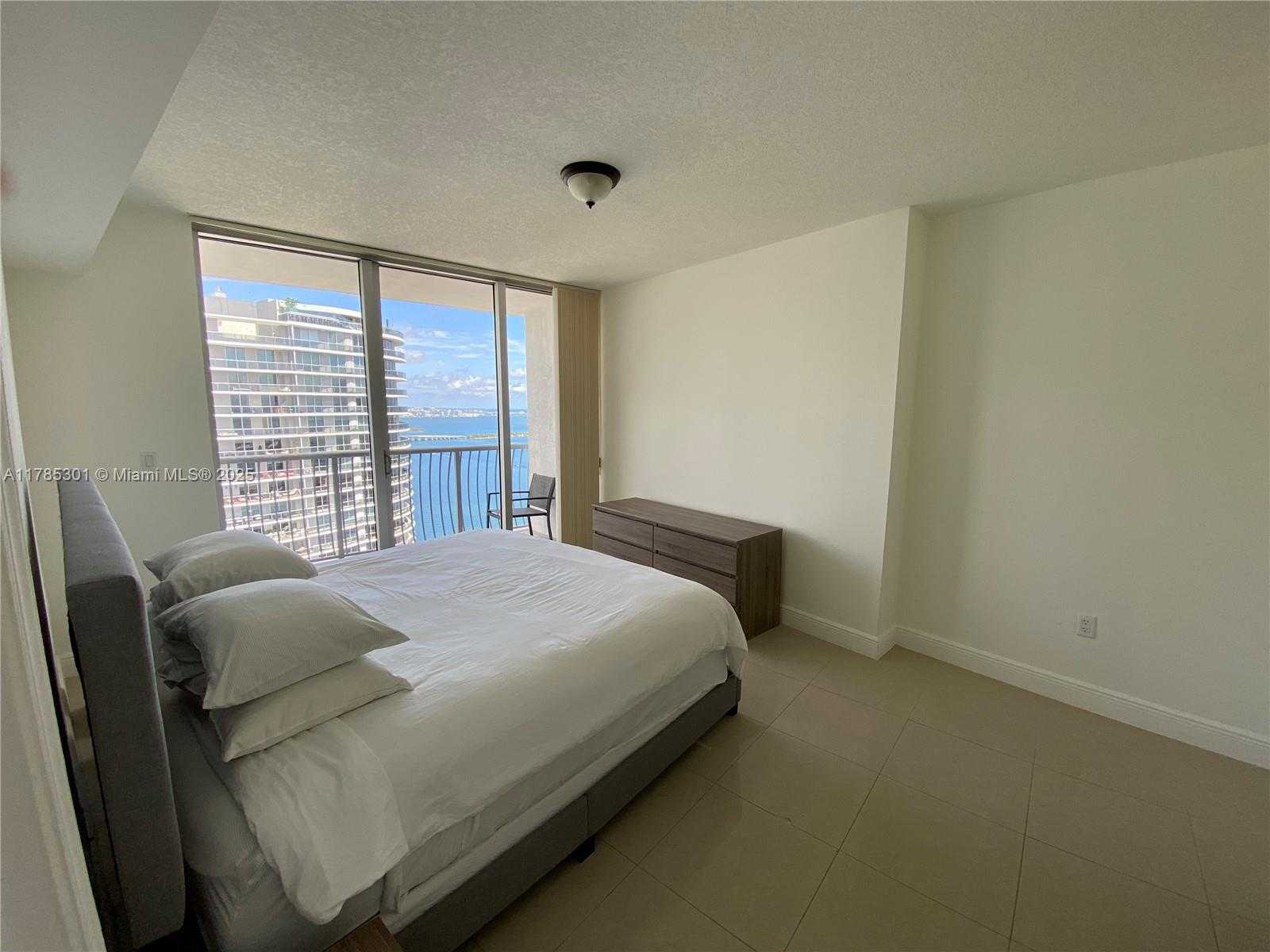 Small Image of 1750 NORTH BAYSHORE DR #5305, Miami Number 11