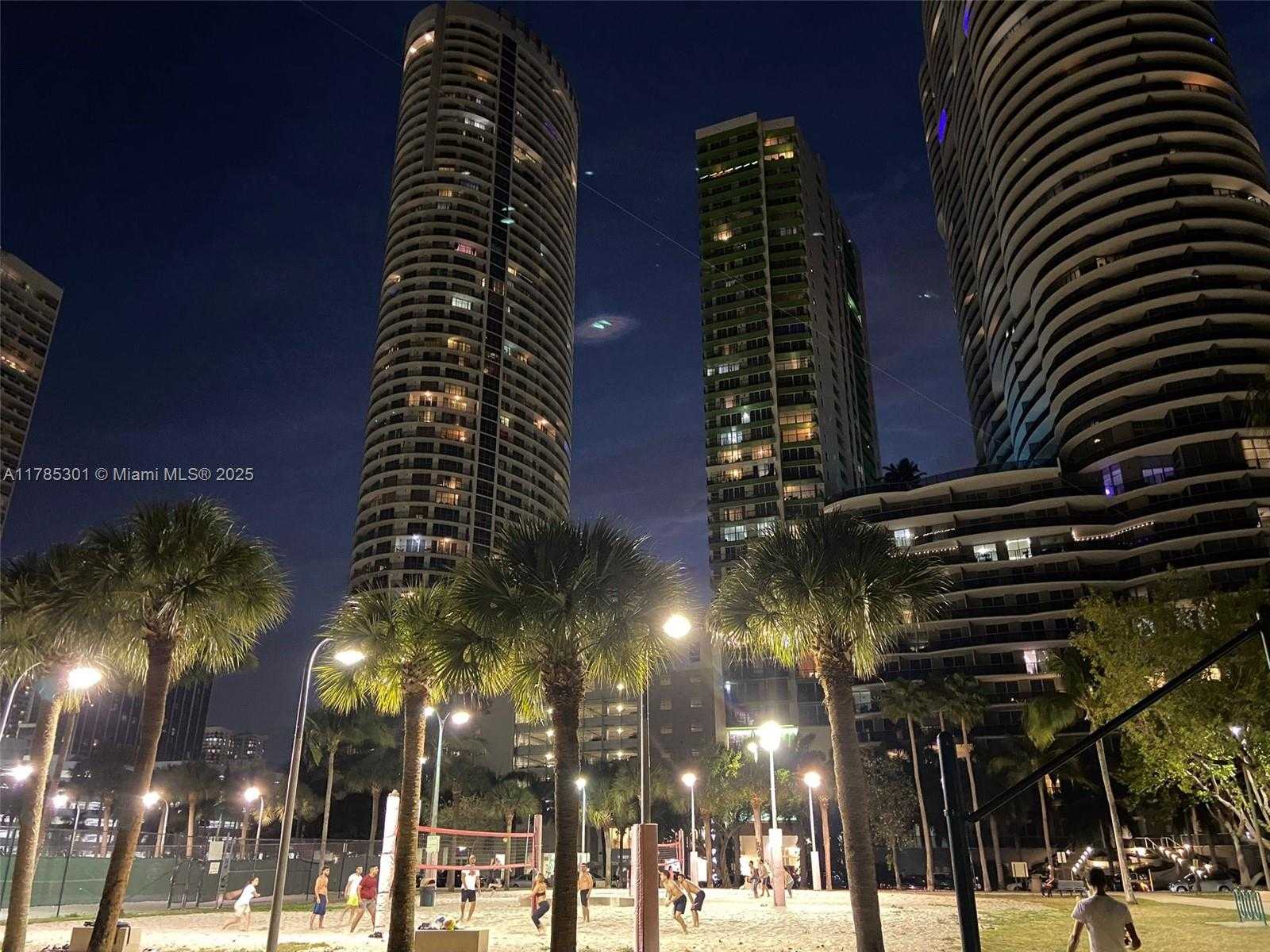 Small Image of 1750 NORTH BAYSHORE DR #5305, Miami Number 25